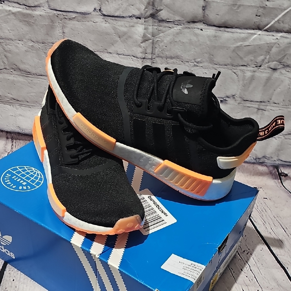 Adidas NMD R1 Shoes